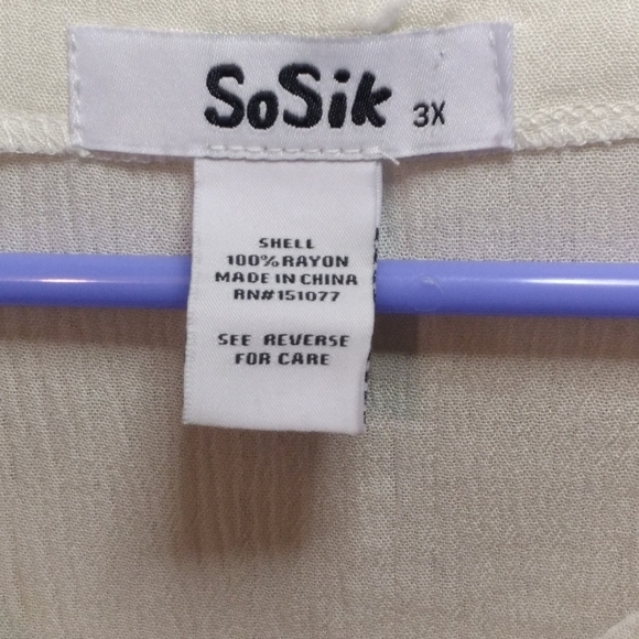 #61 So Sik Women's All White Blouse (Size 3XL) - Picture 3 of 3